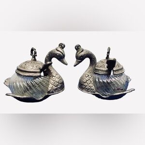 🦢Vintage-2 Swan Styled Sugar Bowls with lids and spoons